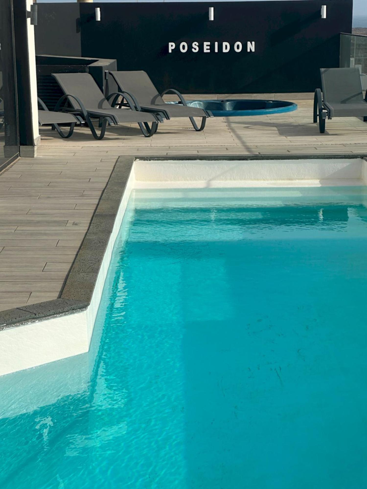 Villa Poseidon Corralejo With Private Heated Pool, Sauna And Stunning Volcano Views By Amazzzing Travel Екстер'єр фото